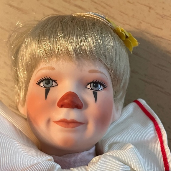 Tommy the Clown Porcelain Doll McClelland Circus Reco Knowles Ashton Drake box - Picture 4 of 16